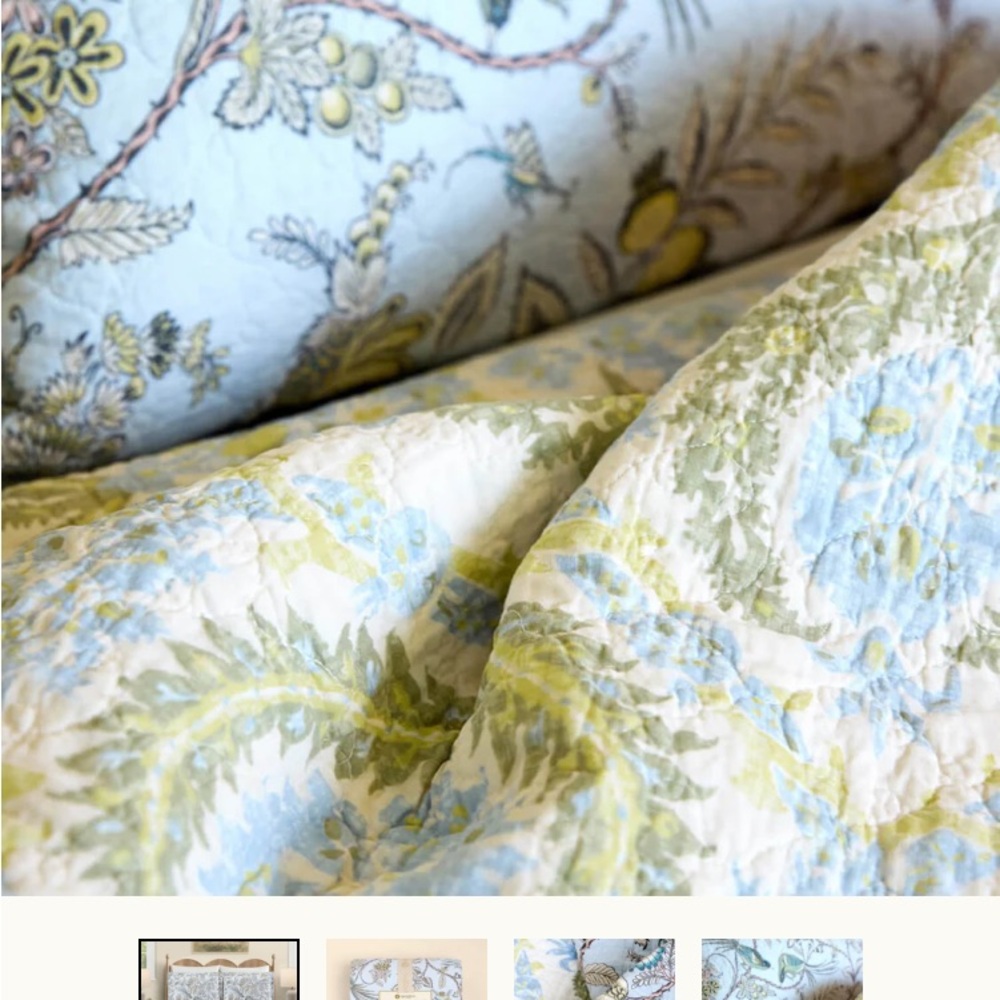 Spartina 449 Blue and Cream Floral Quilt Set - Picture 2 of 2